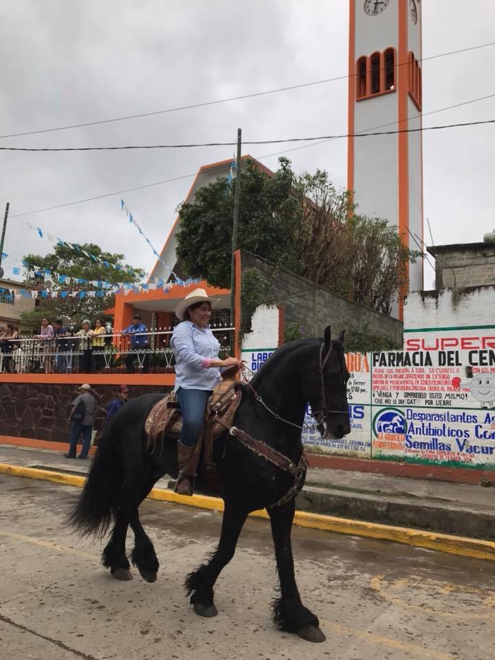 30124780_216453839126966_6375197197868204032_n