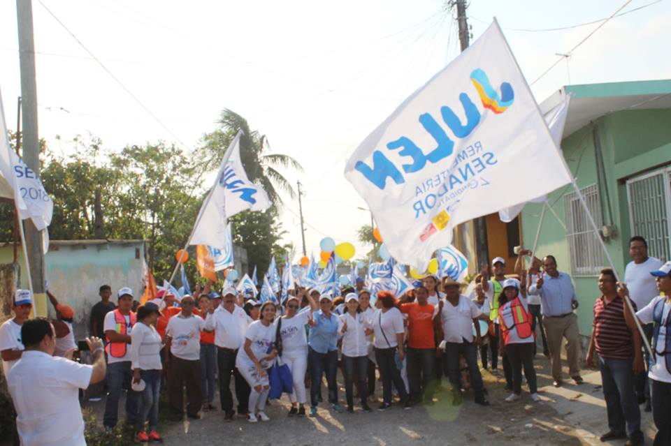 30221312_989491994533994_7316732571218345984_n