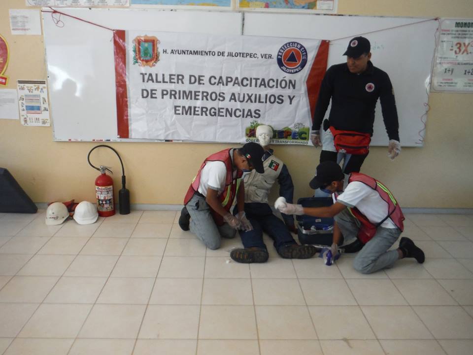 30728268_993579260796533_3633580166782910464_n