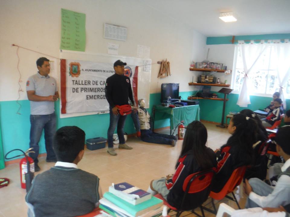 30728999_993579837463142_5281326356800471040_n