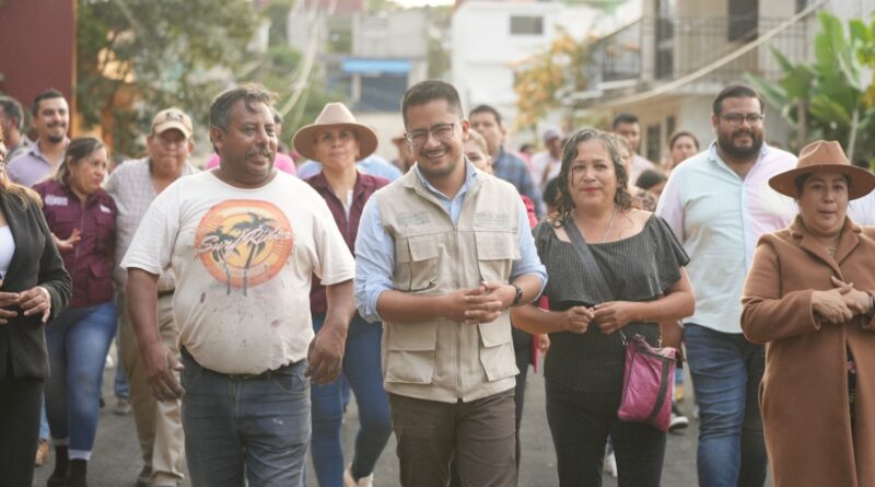 ﻿Inaugura Ayuntamiento de Emiliano Zapata pavimentación en Colonia Perseverancia