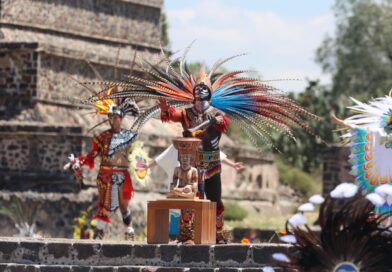 Con encendido de fuego nuevo, Teotihuacán ilumina camino a Santiago 2023