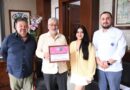 Entrega Consejo GastronómicoVeracruzano reconocimiento a Alberto Islas