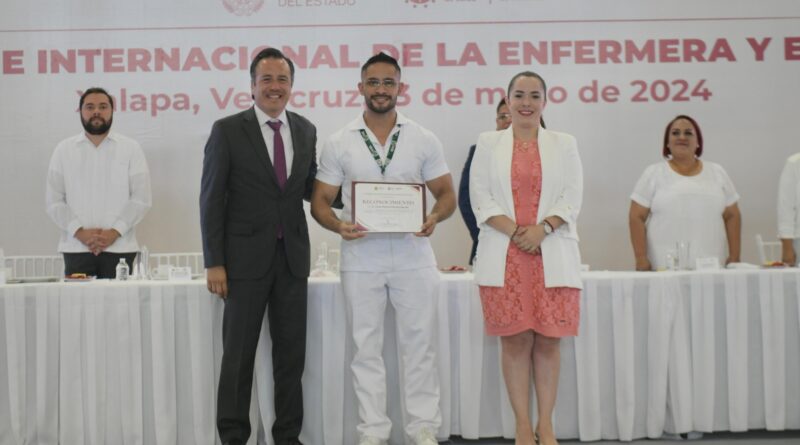 Reconoce Veracruz trayectoria, mérito y profesionalismo de las y los enfermeros